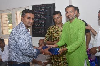 PAYUSAN  PARVA DARMAYAN ROJ SANJE PRATIKAMAN KARNAR BALKO NU SANMAN KARVAMA AVYU.