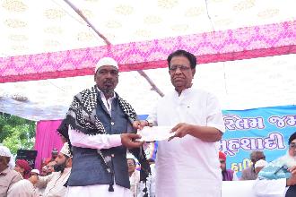 MAHAJAN NU MAMERU ANTARGHAT RS. 51,000/- DAAN APVA MA AVYU.