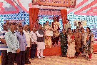 SHREE KVO  BHUJ DAVRA   MAHAJAN NU MAMERU ANTRGHAT  243MI  DIKARI   NE  MAMERU   ARPAN   KARVAMA  AV