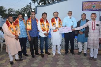 RAAM  MANDIR NIDHI MA RS. 1,11,111/- NU DAAN APVA MA AVYU.