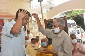  DAVJAROHAN KARYKRAM UPASTHIT MAEMAN NU SANMAN KARVAMA AVYU.